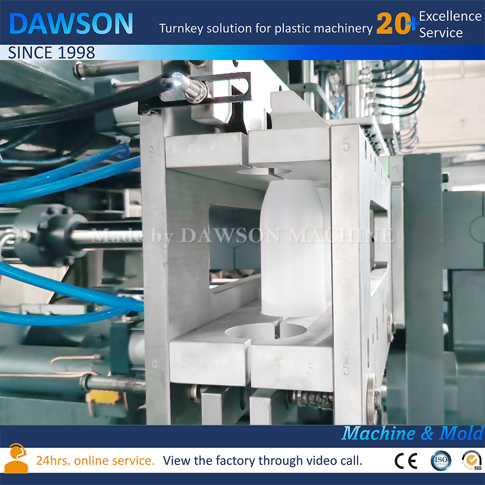 la botella plástica de 300ml 500ml que hace la máquina la estación doble 4 muere la máquina principal del moldeo por insuflación de aire comprimido