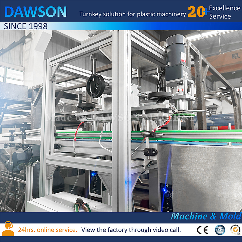 Máquina industrial de moldeo por soplado de recipientes de lados rectos y boca ancha de HDPE, diseño de 5 cabezales